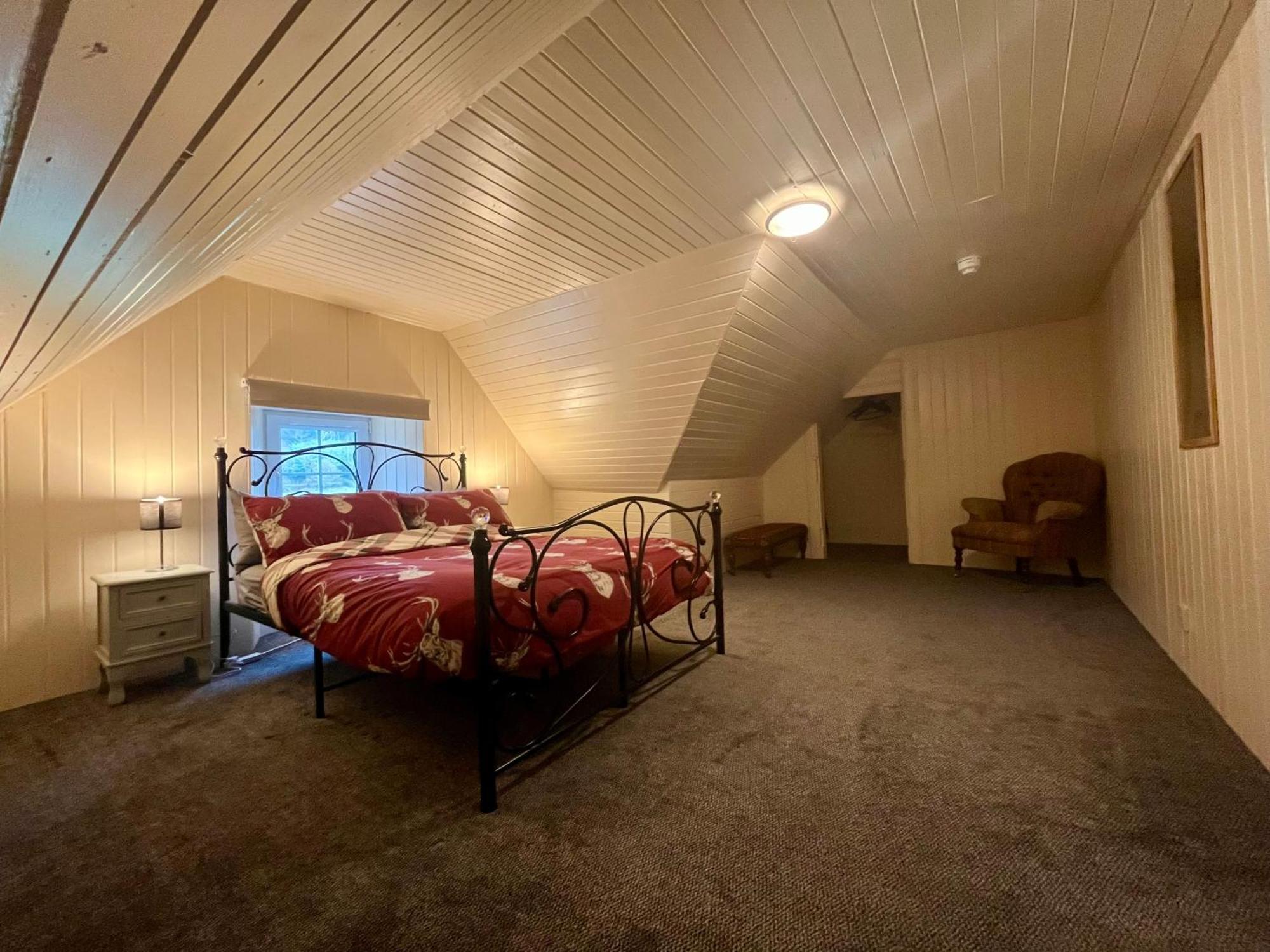 Great Glen Hostel สปีนบริดจ์ ภายนอก รูปภาพ