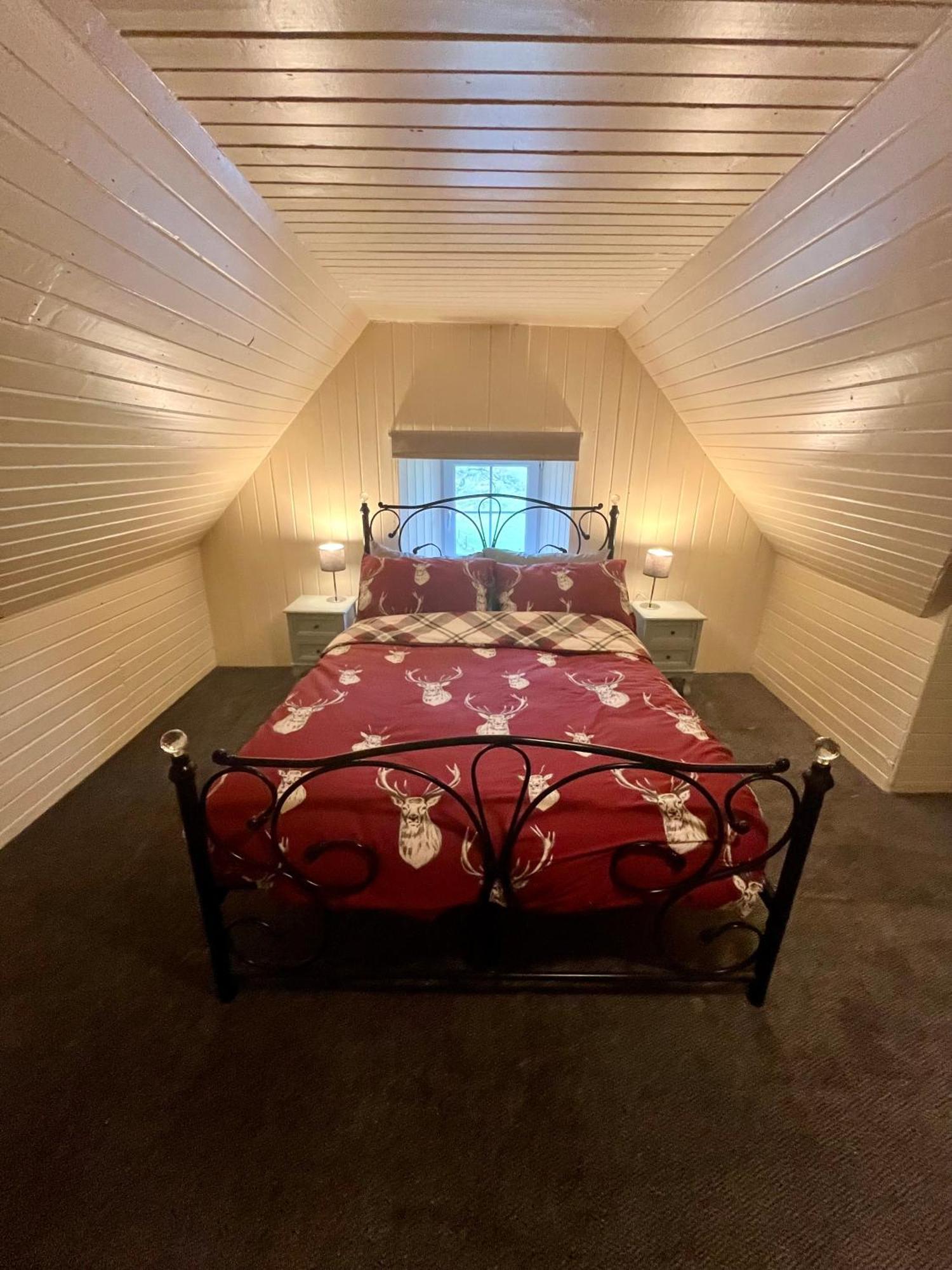 Great Glen Hostel สปีนบริดจ์ ภายนอก รูปภาพ
